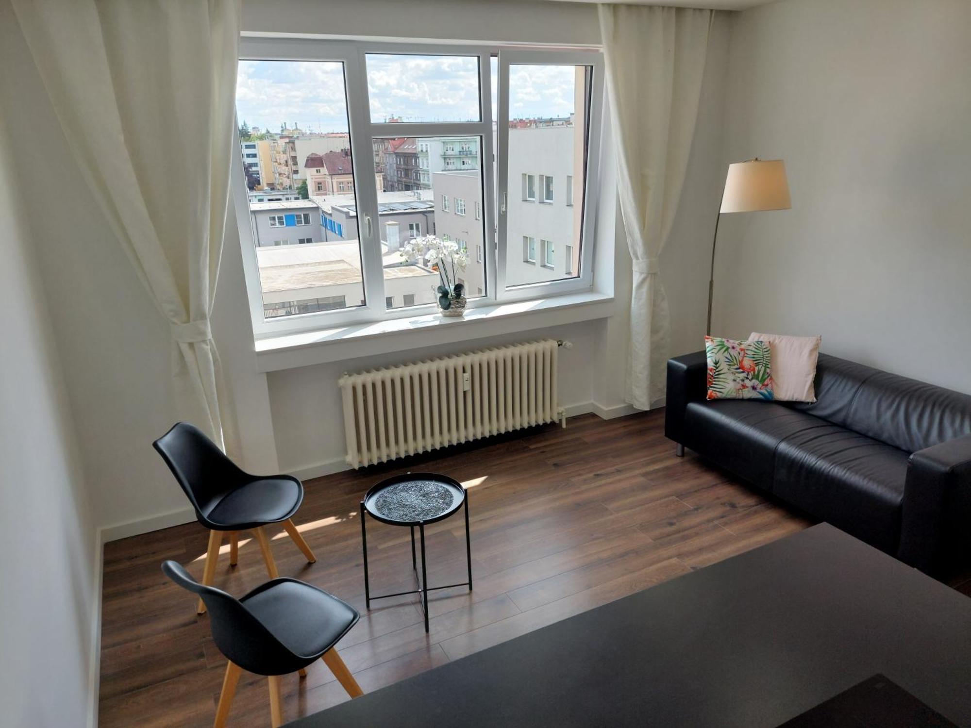 B&B Resslova Hradec Králové エクステリア 写真